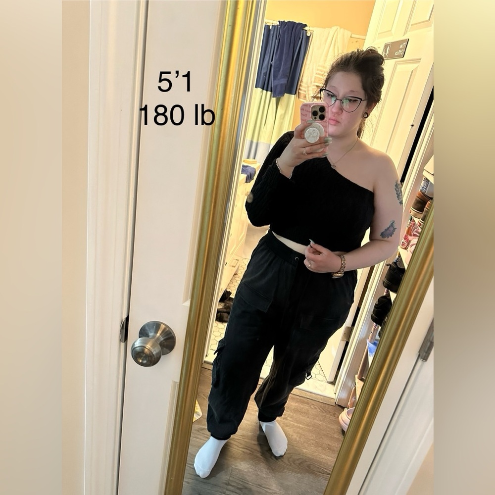 Black Ribbed One-Shoulder Top - Picture 5 of 9